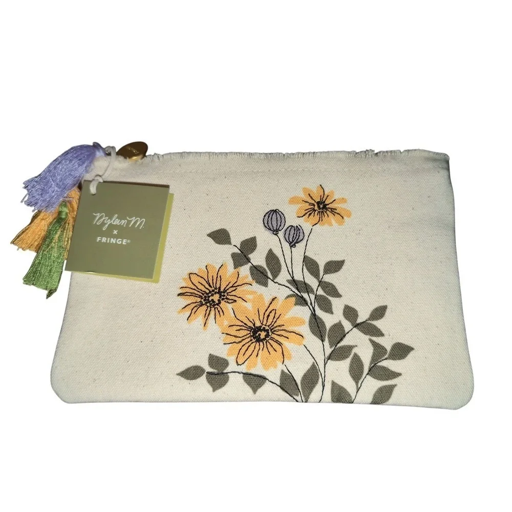 Fringe Studio x Dylan M Floral 3 Daisies Zip Canvas Makeup Bag Coin Purse NWT